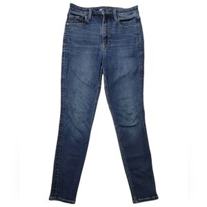 Old Navy Rockstar Super Skinny 360 Stretch Extra High Rise Jeans